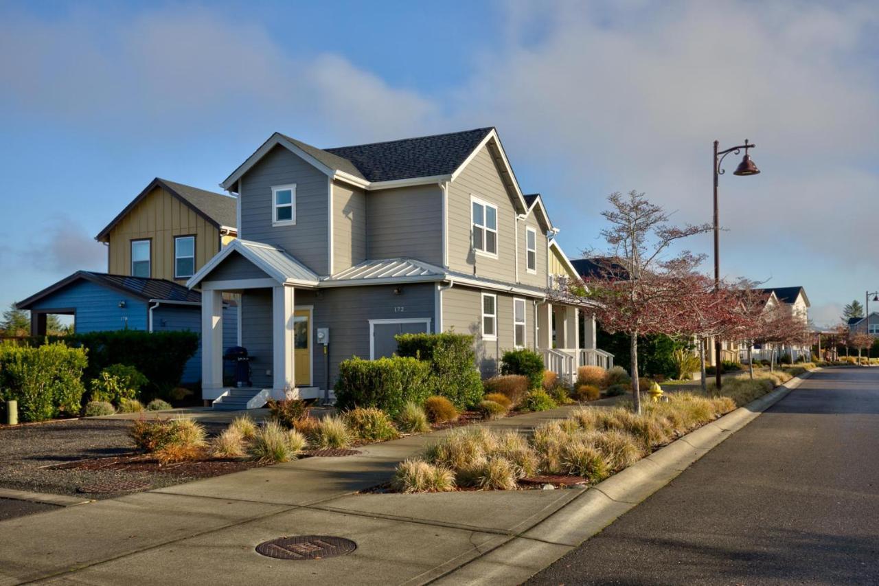 Sasquatch Shore House Ocean Shores Exterior photo